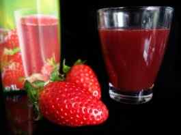 ஸ்ட்ராபெரி ஜூஸ் நன்மைகள் - Benefits of strawberry juice in tamil